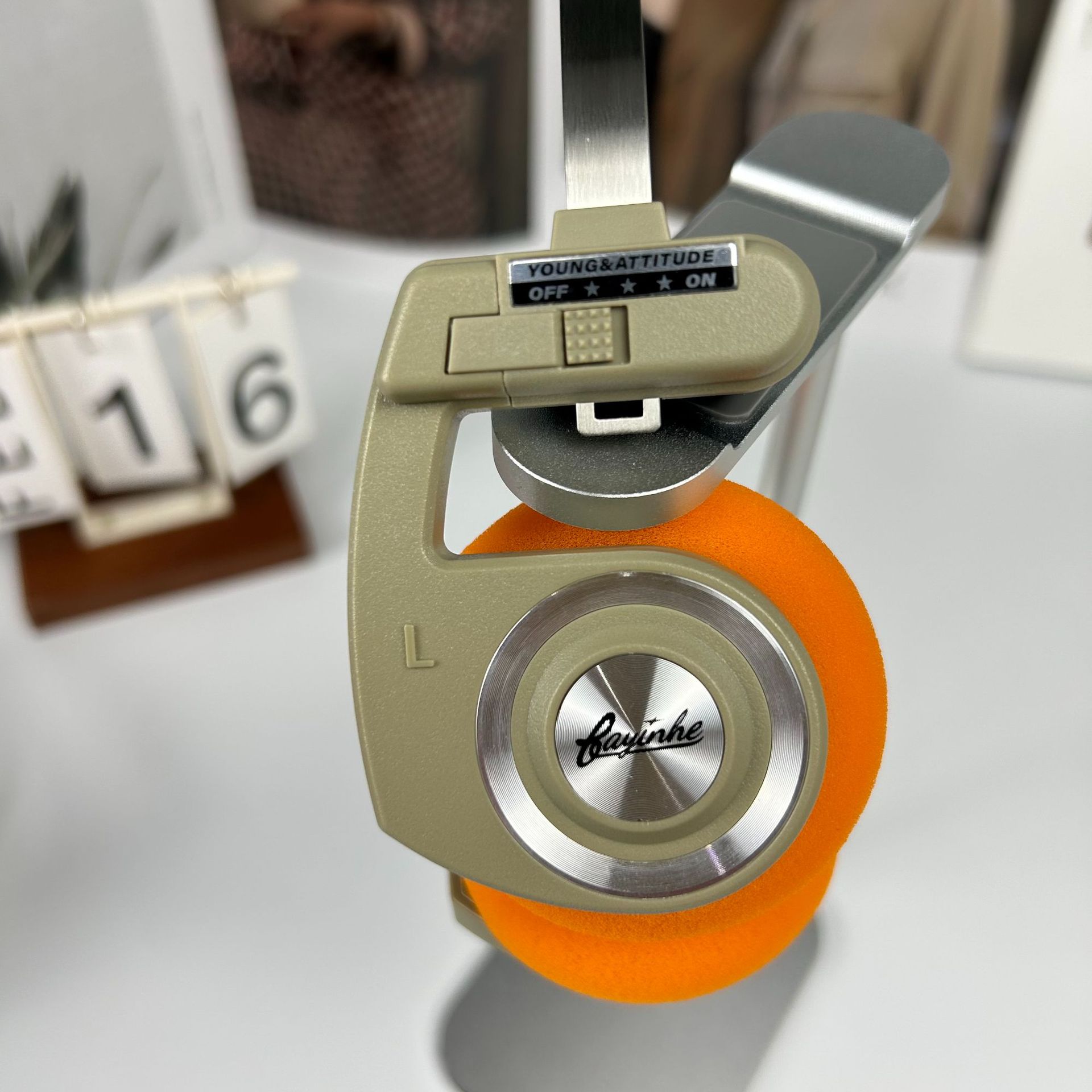 Retro Over-Ear Wireless Headph - đánh giá và giá Retro Gaming Kc